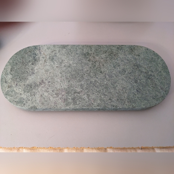 NATURAL STONE Jade Colored Oval Footed Display trivet tray Italian tile - Picture 1 of 8
